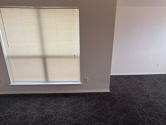 3rd image of 8555 Stetson Dr