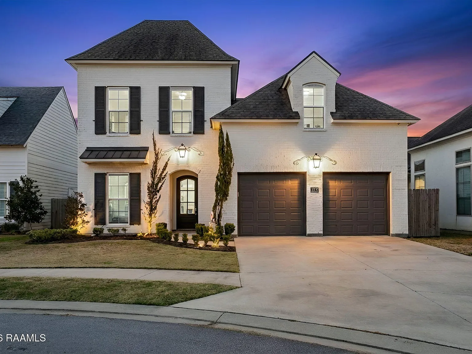 4 bed, 2487 sqft, $3,200 — Photo 1