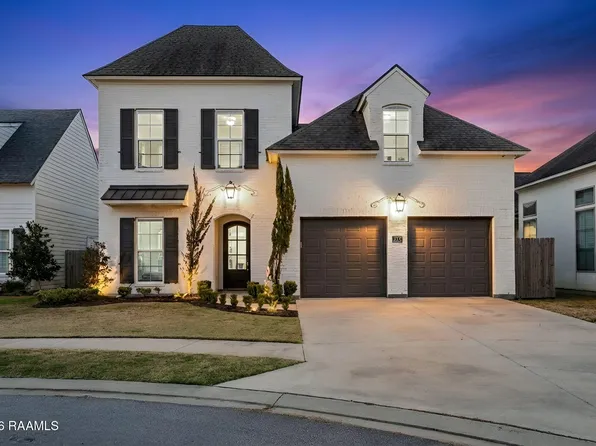315 San Marcos Dr, Youngsville, LA 70592
