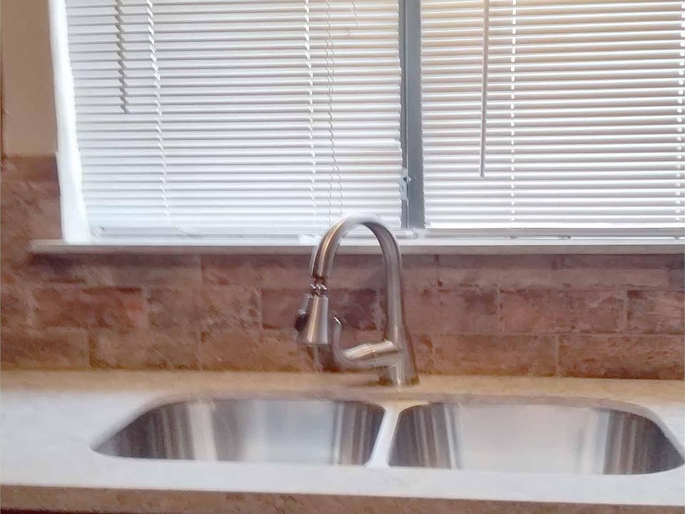 1st image of 408 Matt Ln