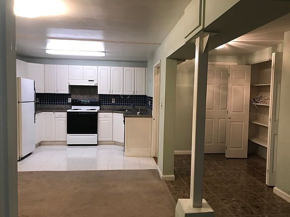 2nd image of 311 N Willard St