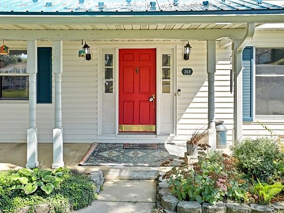 4th image of 368 Hillcrest Dr