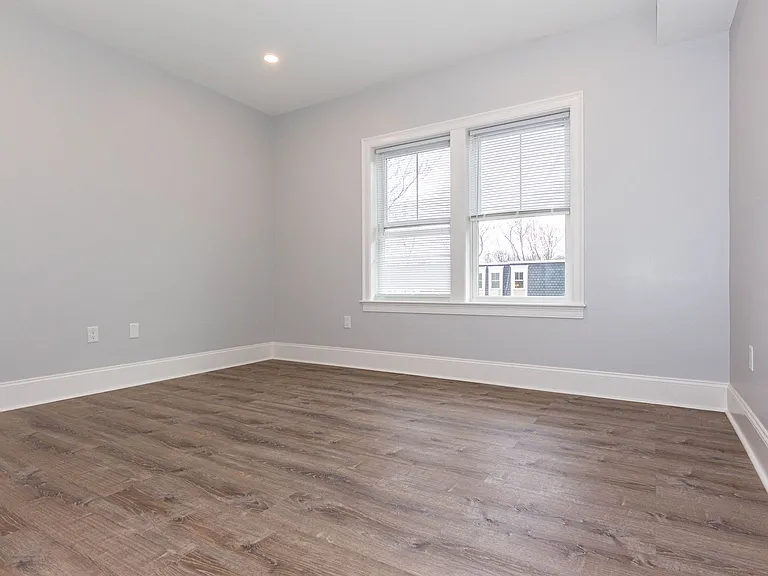 113 Kenrick St #1E — Photo 15
