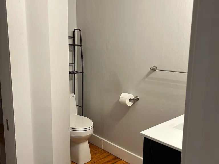 13 N Willow St — Photo 8