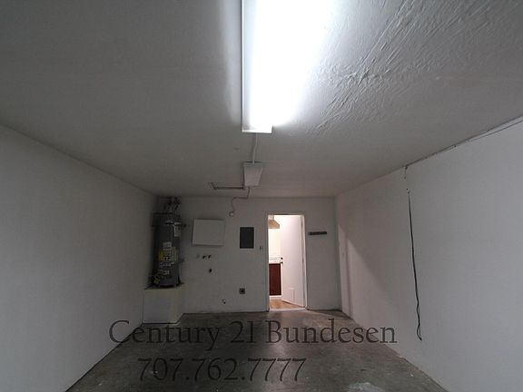5th image of 119 Bond Ave