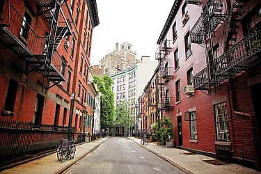 Rented by LJ Sloane Management