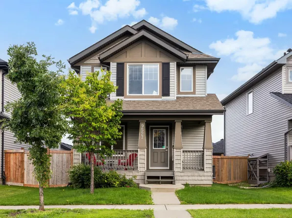 9527 212th St NW, Edmonton, AB T5T 4J6