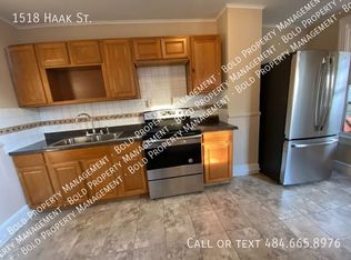 1518 Haak St, Reading, PA 19602