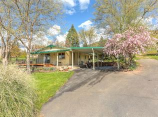 7821 Rapp Ln, Talent, OR 97540