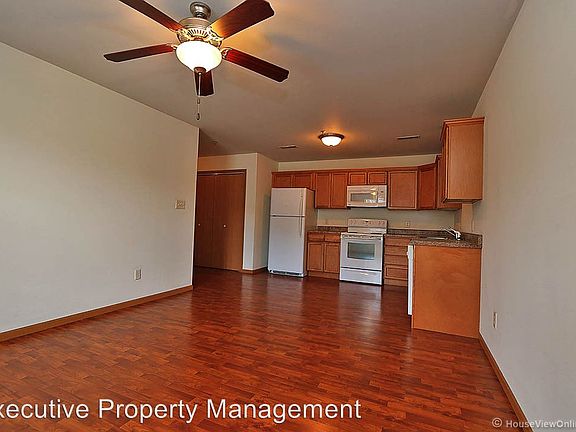 2nd image of 906 N Frederick St APT D