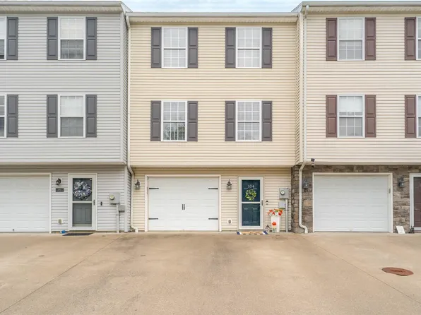 104 Eagle Dr, Maidsville, WV 26541
