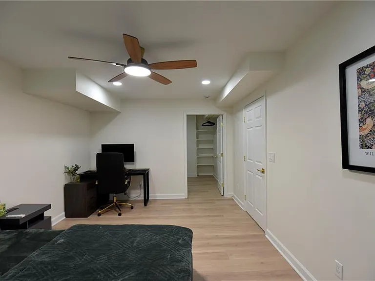1805 Kingsbridge Ct — Photo 41