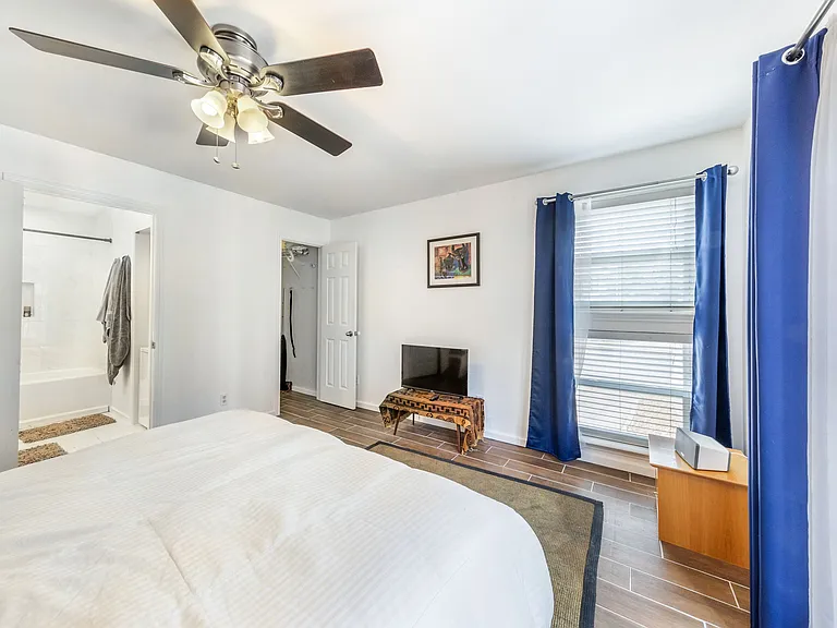 1500 Woodlawn Blvd #4 — Photo 18