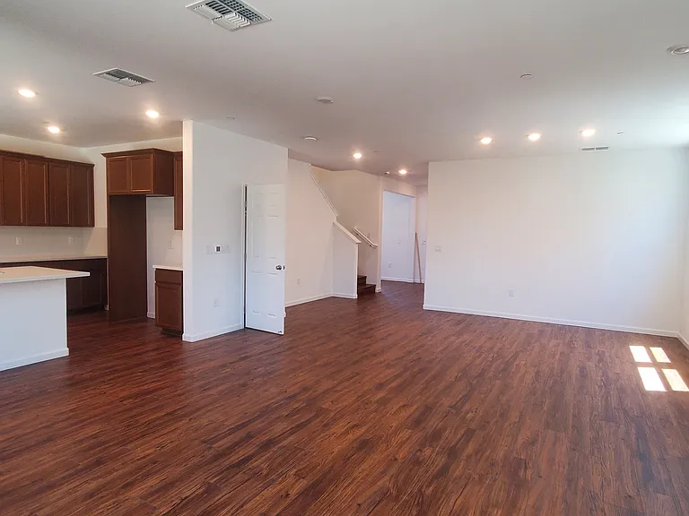 3191 Ives Ln — Photo 3