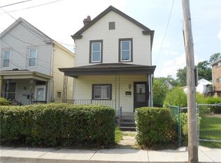 12 Rosamond St, Mc Kees Rocks, PA 15136