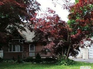 40 Kale Rd, Rocky Point, NY 11778