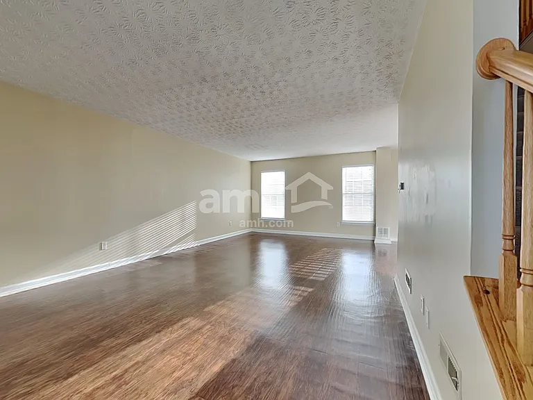 2452 Featherston Ct — Photo 5