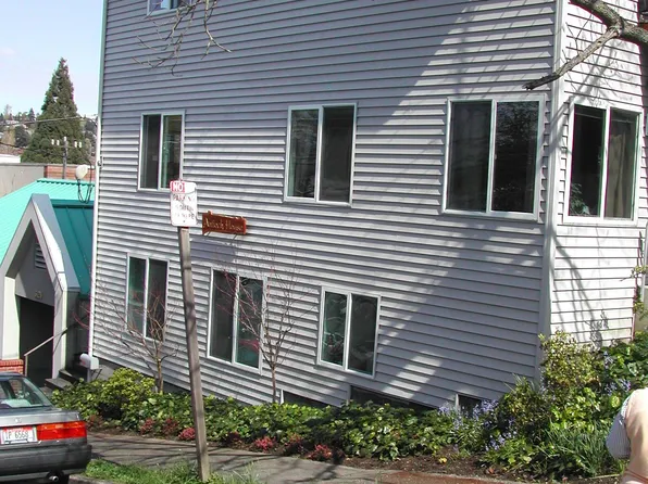 3114 3rd Ave W, Seattle, WA 98119