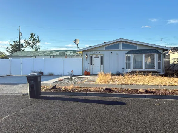 2108 W Spruce St, Moses Lake, WA 98837