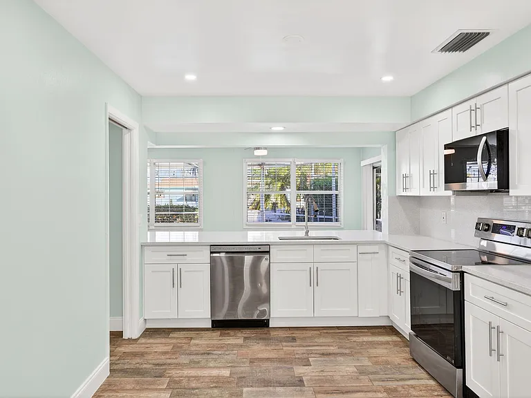 4312 S Atlantic Cir — Photo 5