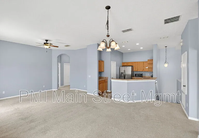 10935 Derringer Dr — Photo 5