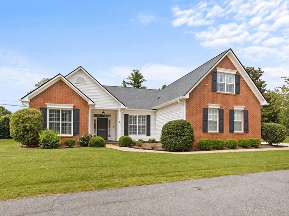 2 Lexington Place Way, Greenville, SC 29615