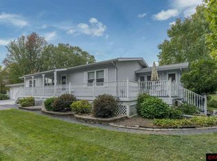 417 W Broadway Ave, Saint Peter, MN 56082
