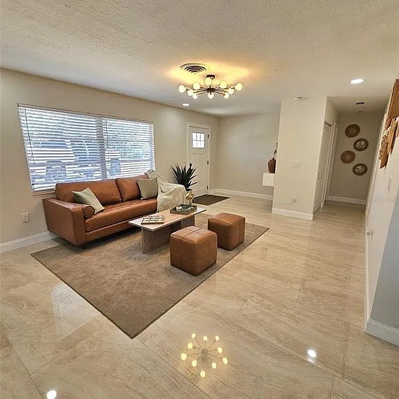 460 Creek Lane Dr — Photo 6