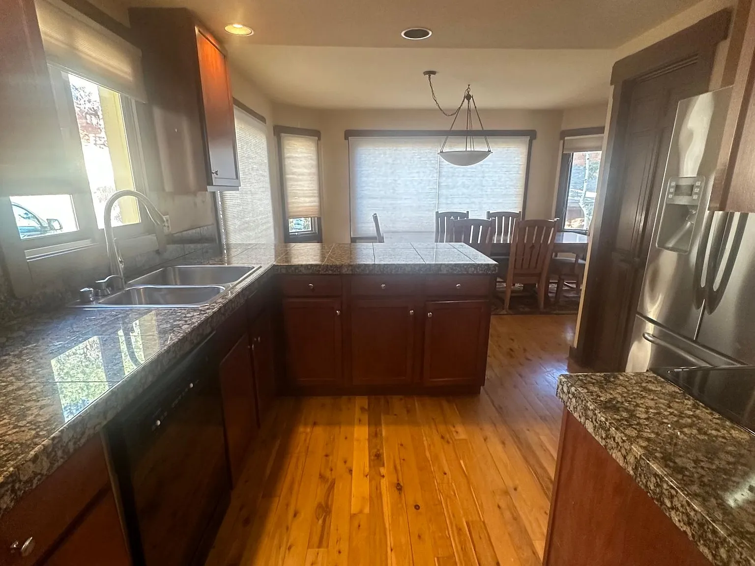 Timbervale Dr, Evergreen — Photo 3