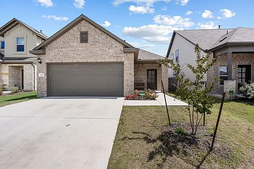 751 Papaya Dr Photo 1