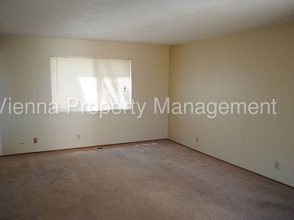 4th image of 6147 Merrywood Dr