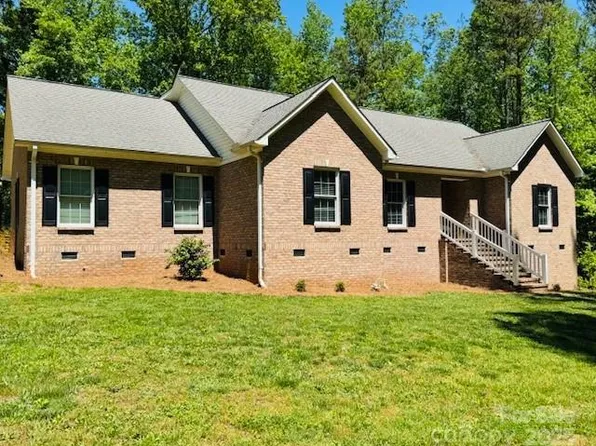395 Paulownia Dr, China Grove, NC 28023