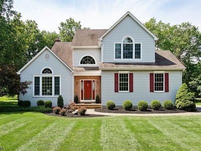 95 Catskill Ct, Belle Mead, NJ, 08502