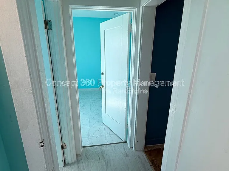1124 Nadeau St — Photo 21