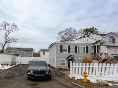 14 Walnut Street, Wyandanch, NY, 11798