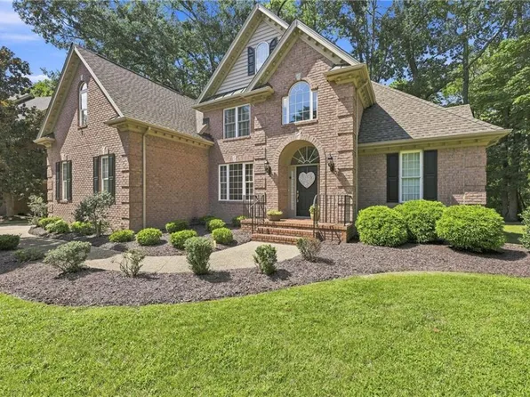20143 W Magnolia Ct, Smithfield, VA 23430