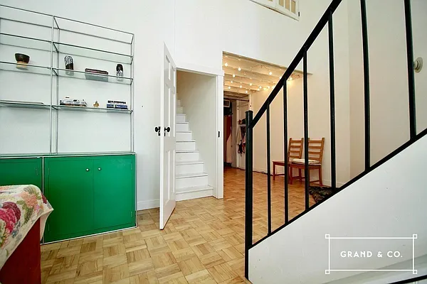 Rented by Grand & Co. | media 7