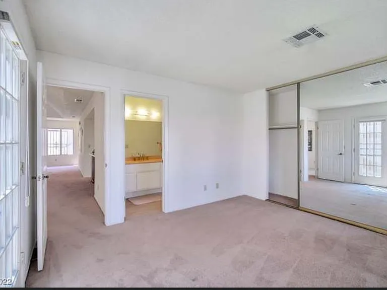 1834 Camino Verde Ln — Photo 9