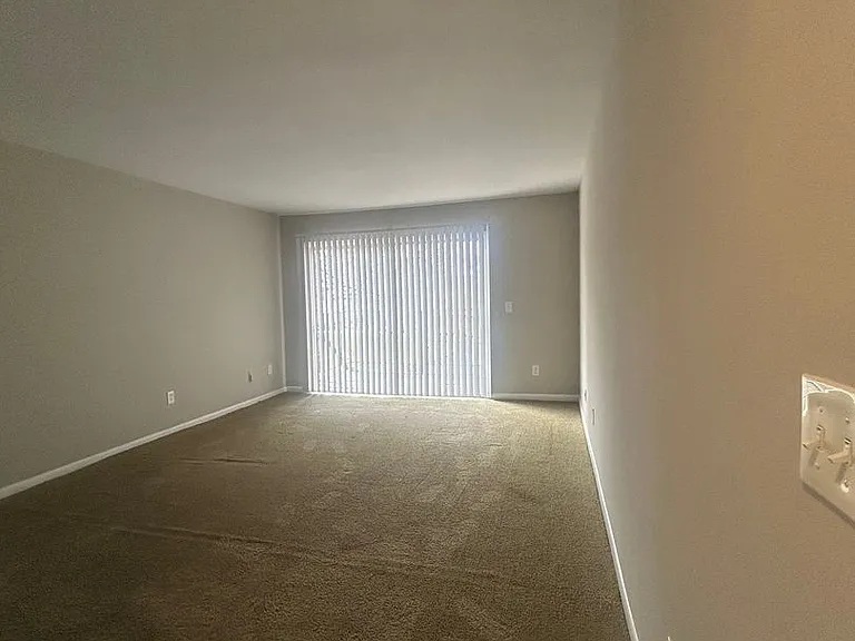 326 Orchard Trace Ln #5 — Photo 4