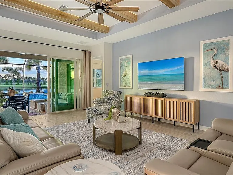 5612 Lightning Whelk Ln — Photo 10