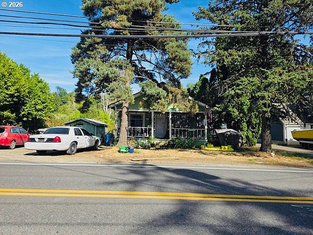 2nd image of 3606 NE Everett St