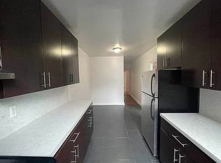 25-10 30th Rd #6J, Astoria, NY 11102