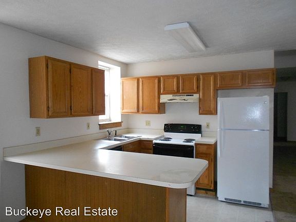 4th image of 28 E 12th Ave