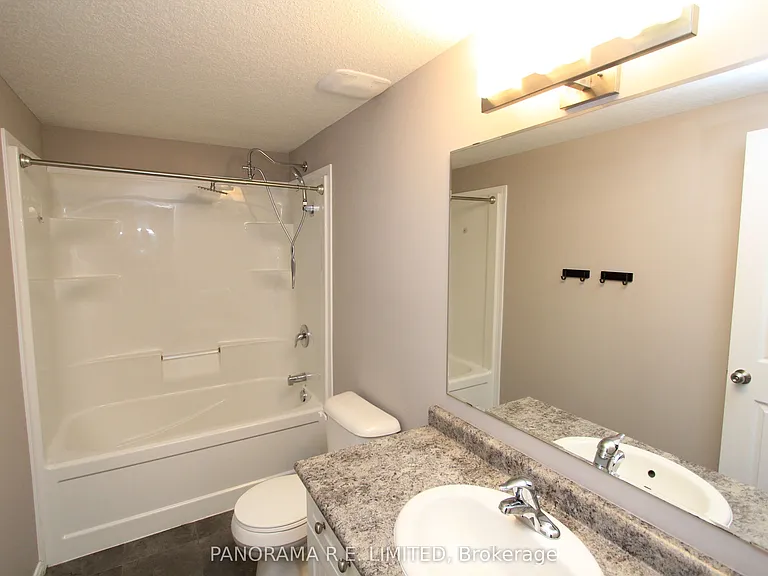 243 Rachel Cres #G — Photo 13