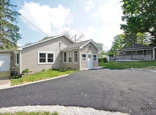 35611 N Grove Ave, Ingleside, IL