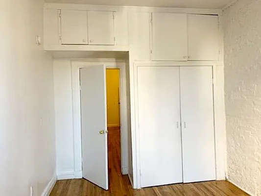 Rented by Brooklyn Property Group LLC | media 38