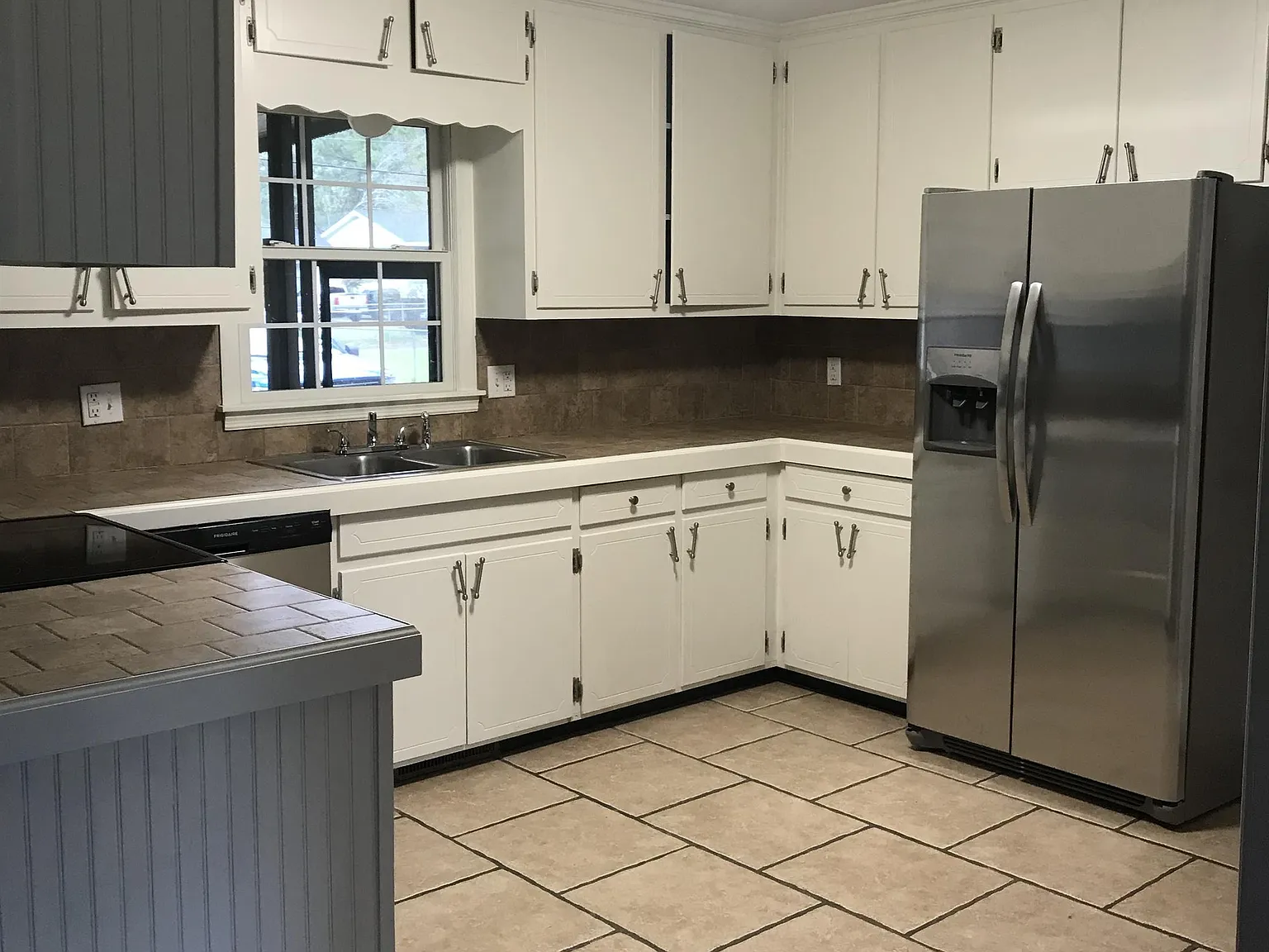 1802 Dawson Road - 1 — Photo 3