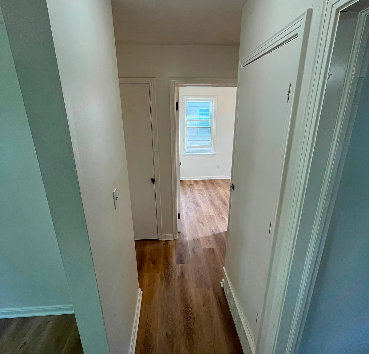 3 bed, $2,400 — Photo 4