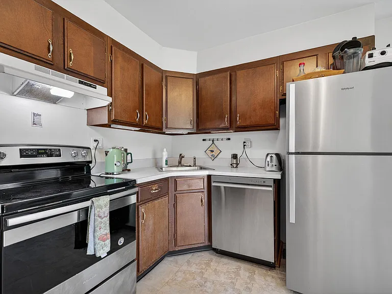 12805 Atlantic Ave — Photo 11