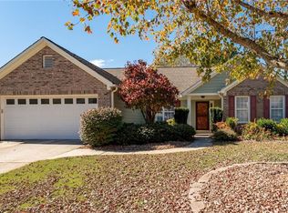 337 Silverthorn Dr NW, Marietta, GA 30064